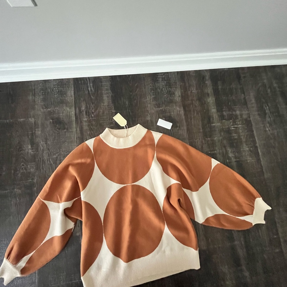 JODIFL Cream and Brown Crew Neck Sweater with Balloon Sleeves